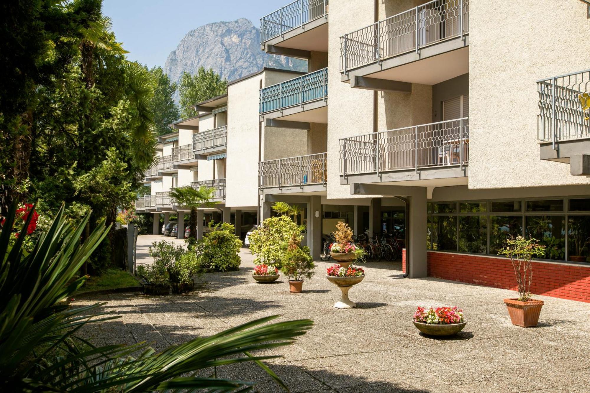 Riva Lago E Spiaggia Apartment 2 - Happy Rentals Eksteriør billede
